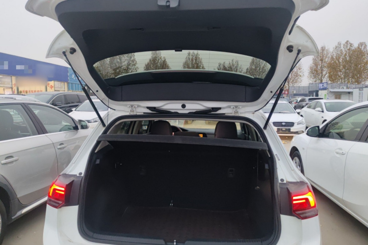 大众 高尔夫 2021款 200TSI DSG机舱底盘23