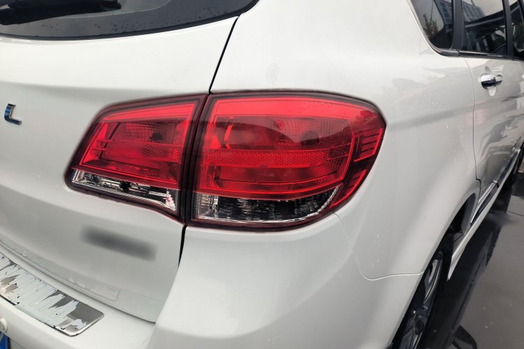 哈弗H6 2015款 升级版 1.5T 手动两驱精英型车身外观6006