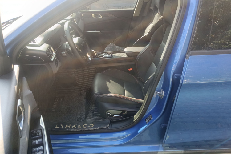 领克02 2018款 1.5T DCT两驱劲Pro版 国V局部细节19