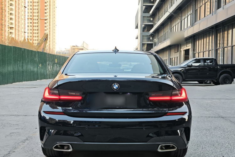 宝马3系 2022款 325Li M运动套装车身外观6005