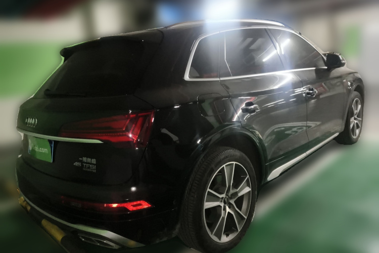 奥迪Q5L 2022款 45T 豪华动感型车身外观7