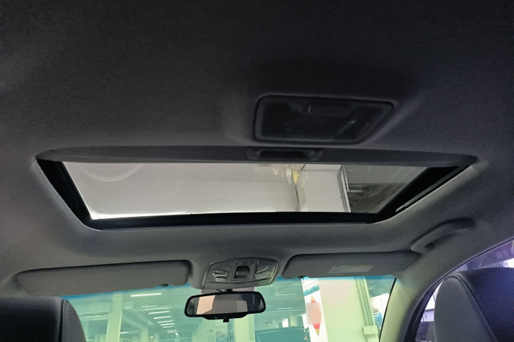 现代 途胜 2019款 280TGDi 双离合两驱智联版 国V局部细节22