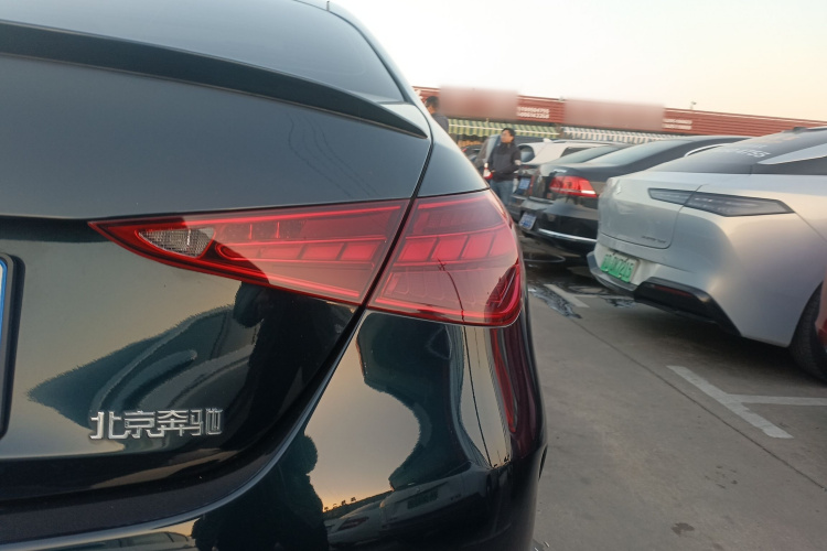 奔驰C级 2024款 C 260 L 运动版车身外观6006