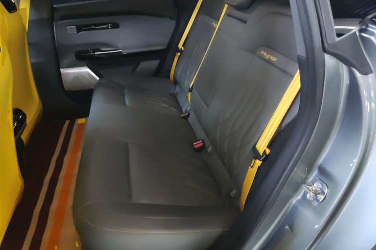 昊铂GT 2023款 560后驱七翼版中控内饰21