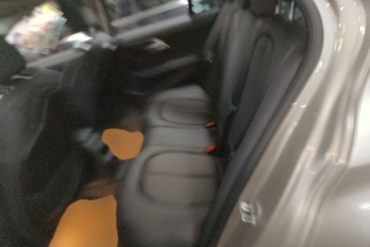 宝马1系 2020款 120i M运动套装中控内饰7004