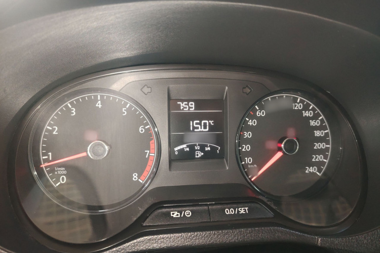 大众 Polo 2018款 1.5L 手动安驾型局部细节14