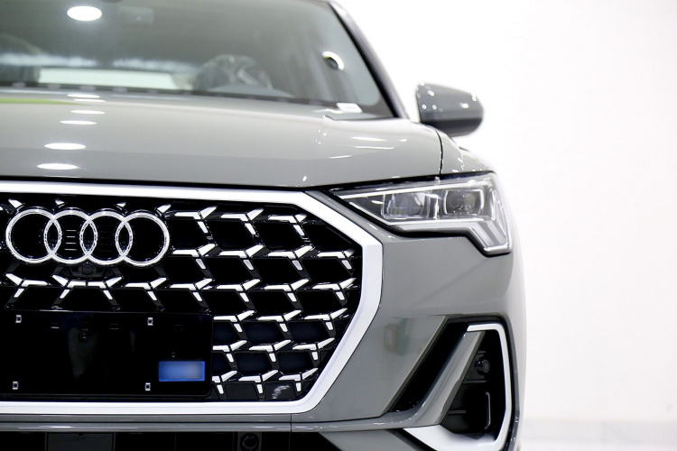 奥迪Q3 2024款 40 TFSI 时尚动感型车身外观6004