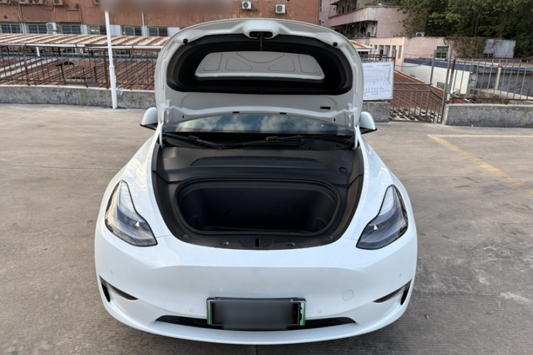 特斯拉 Model Y 2021款 标准续航后驱版局部细节24