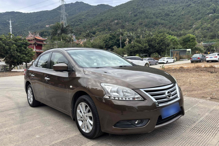 日产 轩逸 2014款 1.6XV CVT尊享版车身外观3