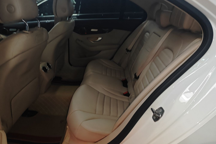 奔驰C级 2017款 C 200 L中控内饰7004