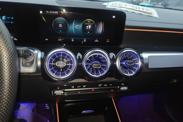 奔驰GLB AMG 2023款 AMG GLB 35 4MATIC局部细节16