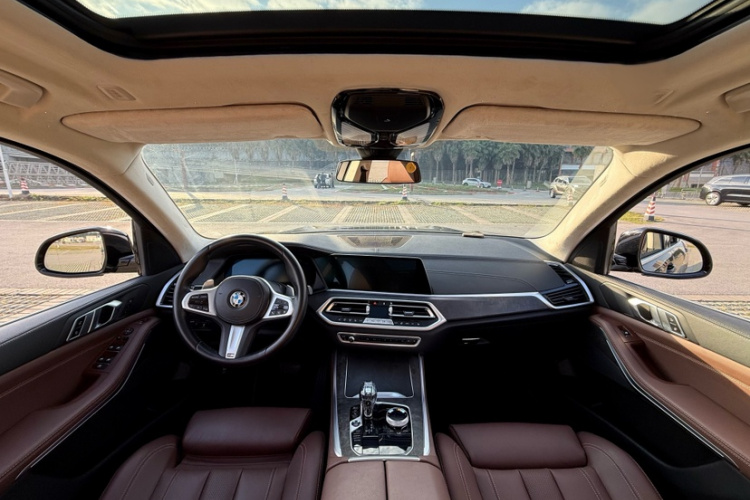 宝马X5(进口) 2022款 xDrive30i M运动套装中控内饰7015