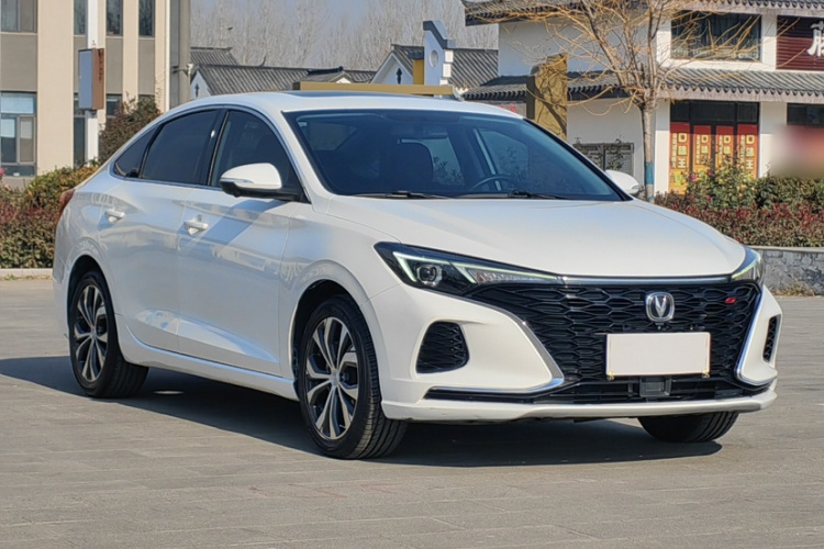 长安 逸动 2021款 PLUS 蓝鲸NE 1.4T GDI DCT旗舰型车身外观6006