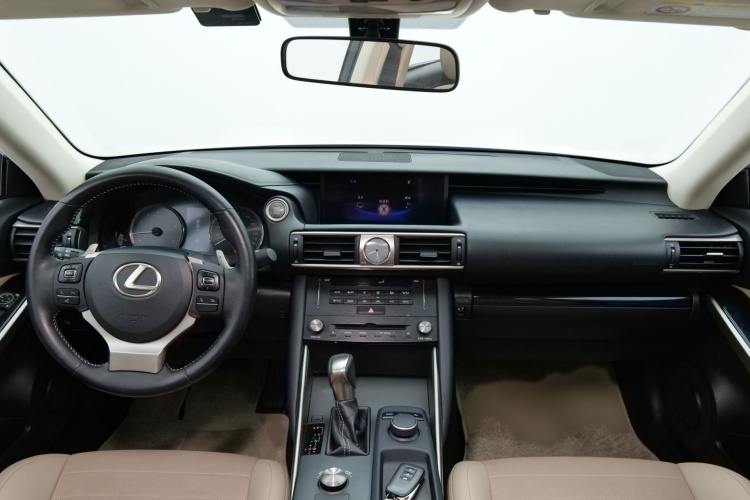 雷克萨斯IS 2017款 300 领先版中控内饰7008