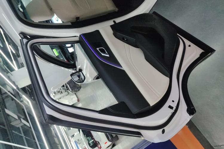 哈弗枭龙MAX 2023款 1.5L Hi4 105 四驱智能旗舰版中控内饰49