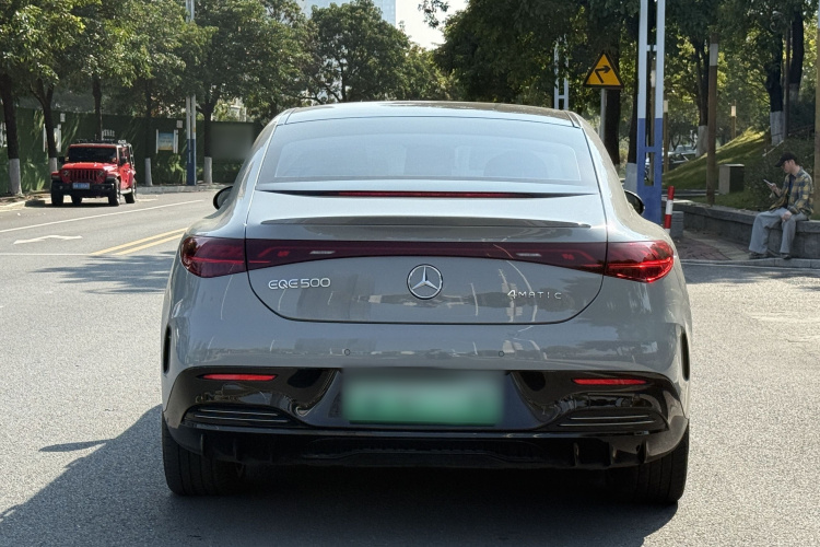 奔驰EQE 2022款 350 先型特别版车身外观6002