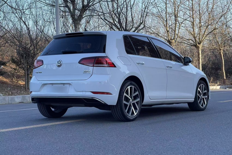 大众 高尔夫 2020款 280TSI DSG舒适型车身外观6004