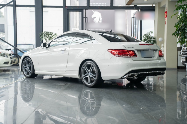 奔驰E级(进口) 2014款 E 200 轿跑版车身外观6005