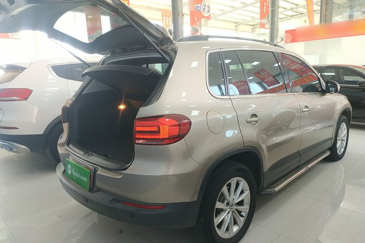 大众 途观 2016款 300TSI 自动两驱舒适版局部细节23