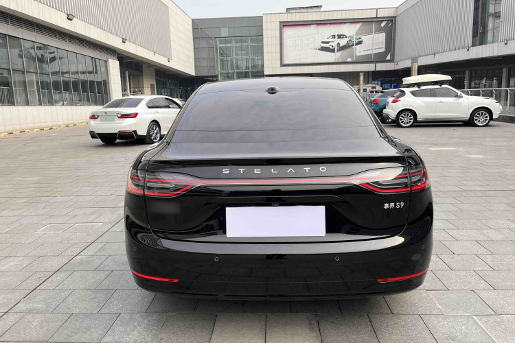 鸿蒙智行 享界S9 2024款 纯电 Ultra 四驱旗舰版车身外观6013