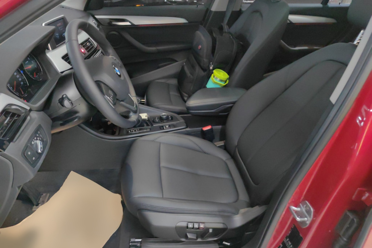 宝马X1 2019款 sDrive18Li 时尚型局部细节19