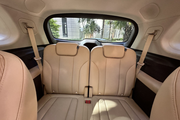 鸿蒙智行 问界M7 2024款 1.5T 智驾四驱Ultra版 6座中控内饰7005