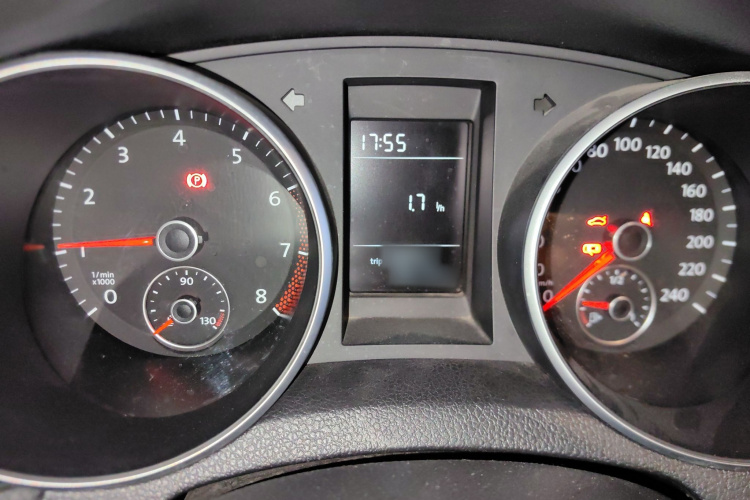 大众 高尔夫 2012款 1.6 手动舒适型局部细节14