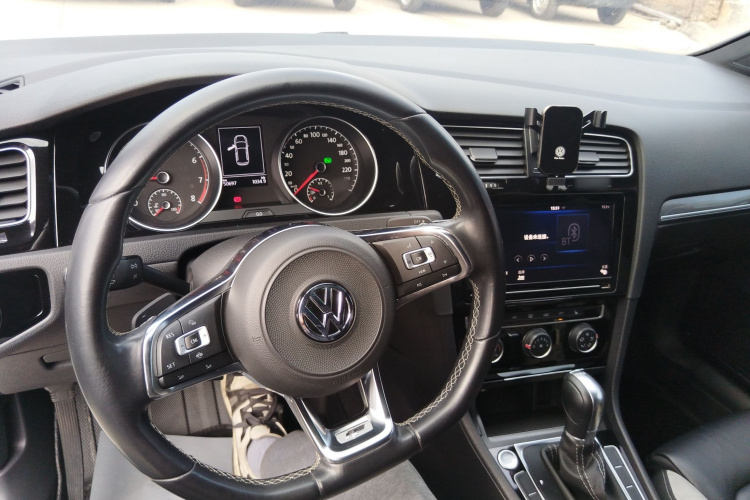 大众 高尔夫 2019款 280TSI DSG R-Line型 国V中控内饰12