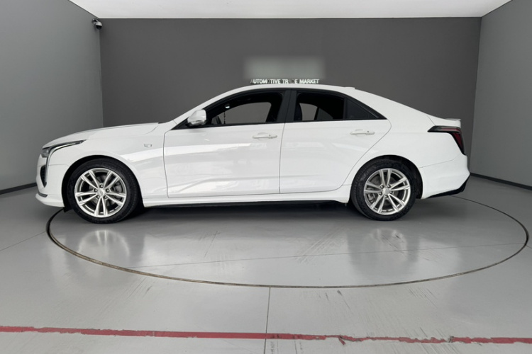 凯迪拉克CT4 2021款 28T 风尚型车身外观6004