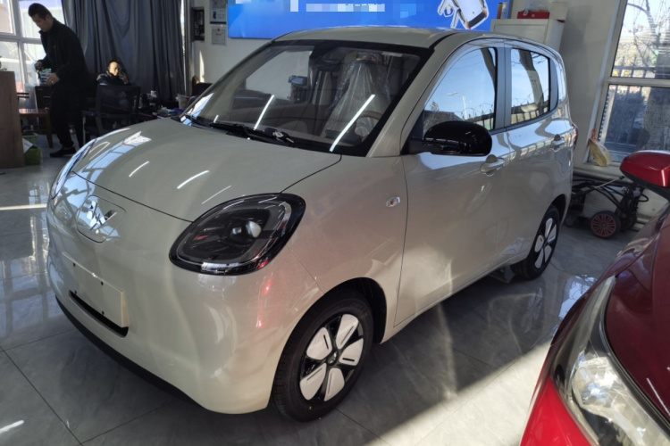 五菱汽车 宏光MINIEV 2025款 四门版 进阶款车身外观4