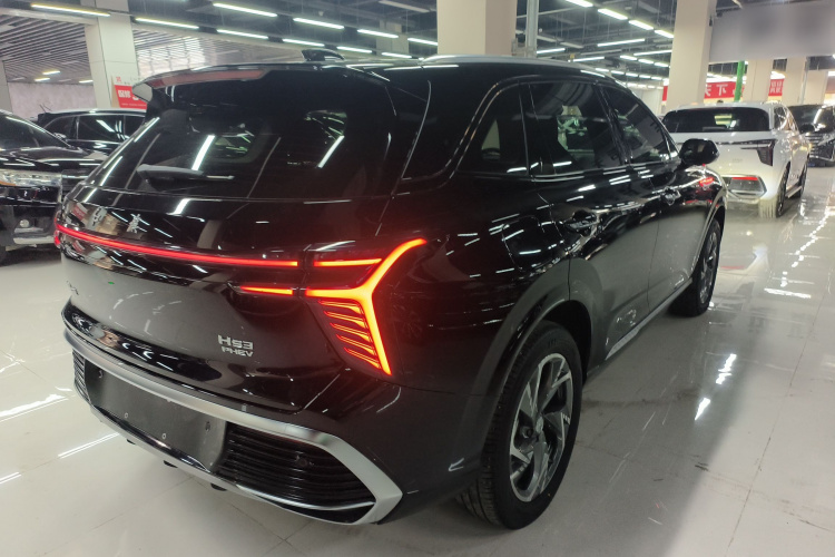 红旗HS3 PHEV 2024款 PHEV 115km 劲为版车身外观7