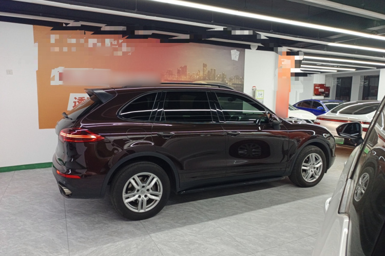 保时捷 2016款 Cayenne 3.0T车身外观4