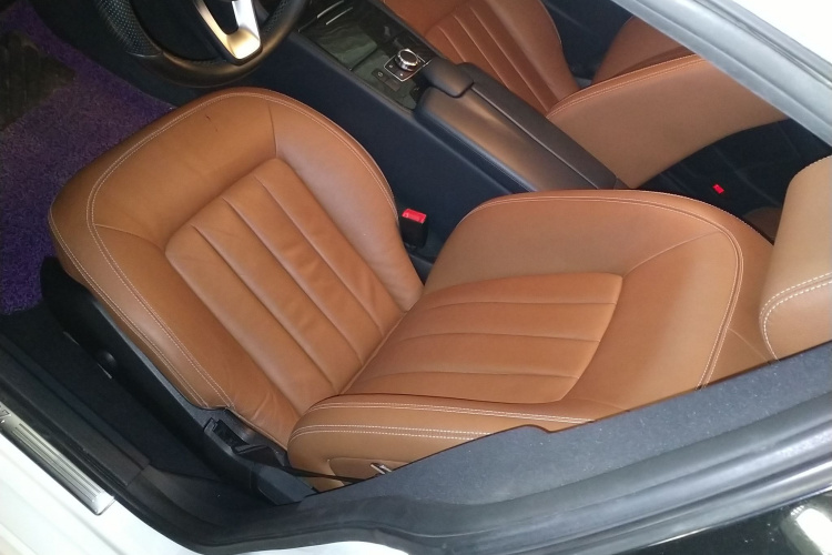 奔驰CLS 2015款 CLS 320局部细节19