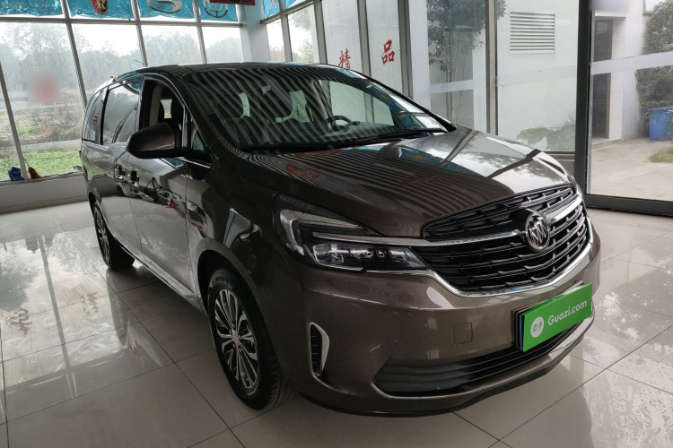 别克GL8 2021款 陆上公务舱 652T 舒适型车身外观3