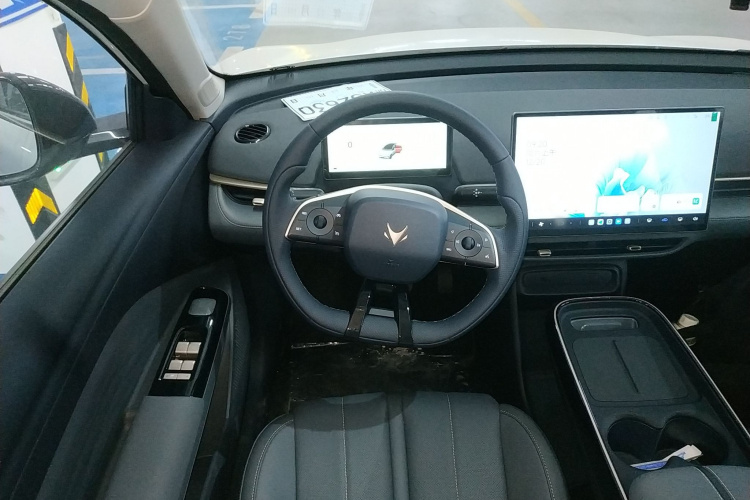 ARCFOX极狐 极狐T1 2025款 425 PRO局部细节13