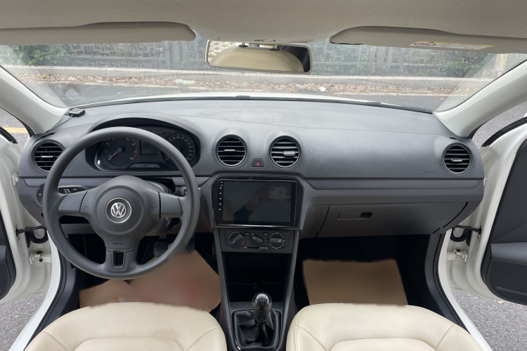 大众 捷达 2015款 质惠版 1.6L 手动时尚型中控内饰7002