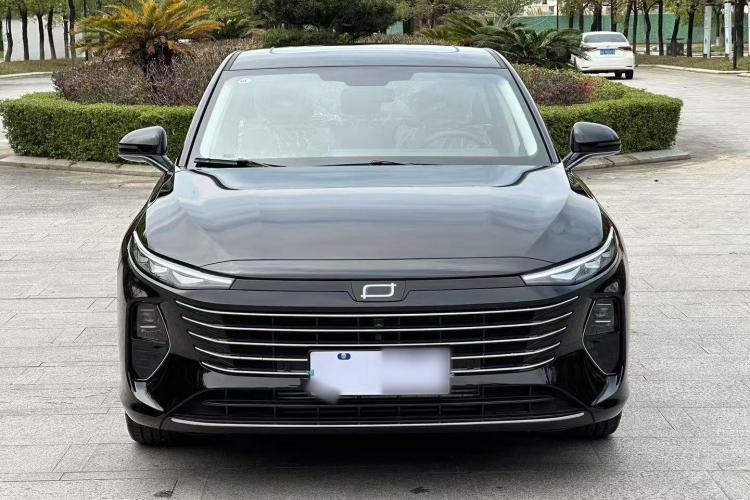 奔腾B70 2024款 龙腾版 1.5T 领创型车身外观2