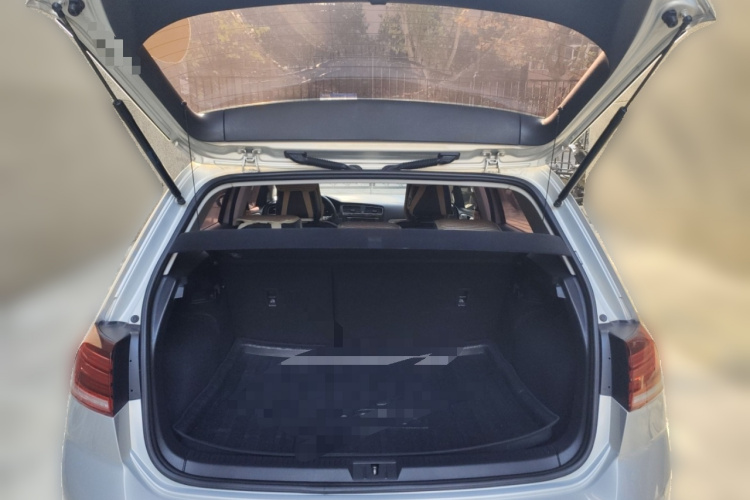 大众 高尔夫 2018款 1.6L 自动舒适型中控内饰23