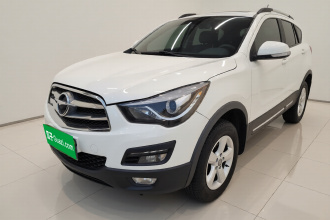 海马S5 2015款 1.6L 手动豪华型天窗版