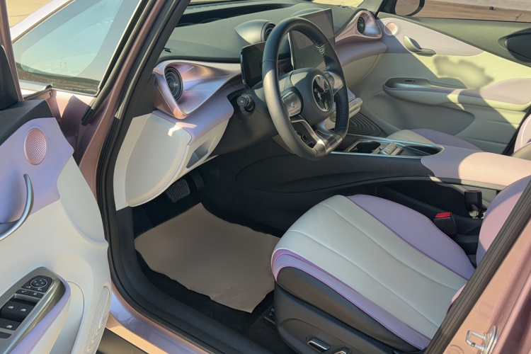 比亚迪 海豚 2021款 405km 时尚版中控内饰7001