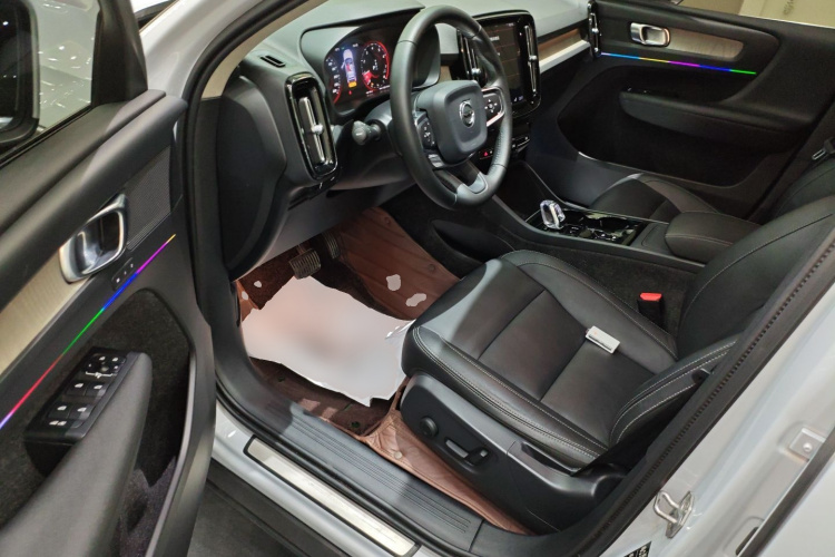 沃尔沃XC40 2020款 T4 四驱智远豪华版中控内饰20