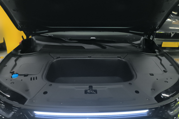 零跑汽车 零跑C11 2026款 纯电 640激光雷达版机舱底盘24