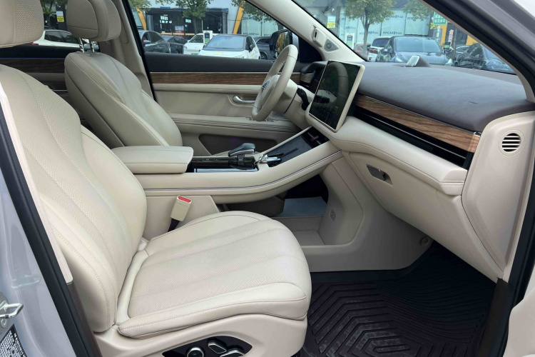 鸿蒙智行 问界M7 2024款 1.5T 后驱Plus版 5座中控内饰7005