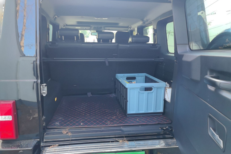 北京越野 北京BJ80 2016款 2.3T 自动尊贵版中控内饰23