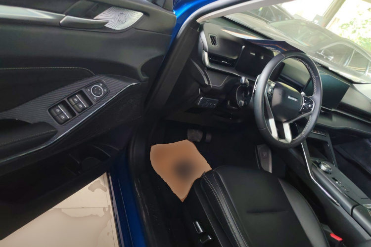 哈弗H6 2021款 第三代 1.5T 自动两驱Pro中控内饰7003