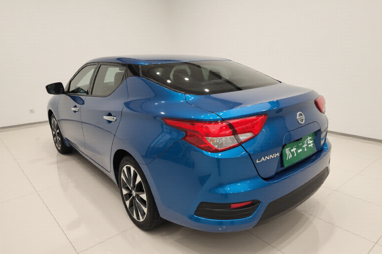 日产 蓝鸟 2016款 1.6L CVT智酷版车身外观5