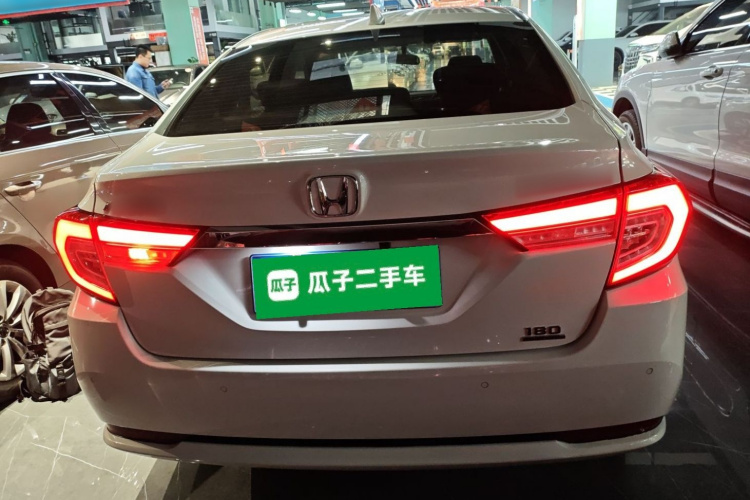 本田 凌派 2019款 180Turbo CVT豪华版 国VI车身外观6