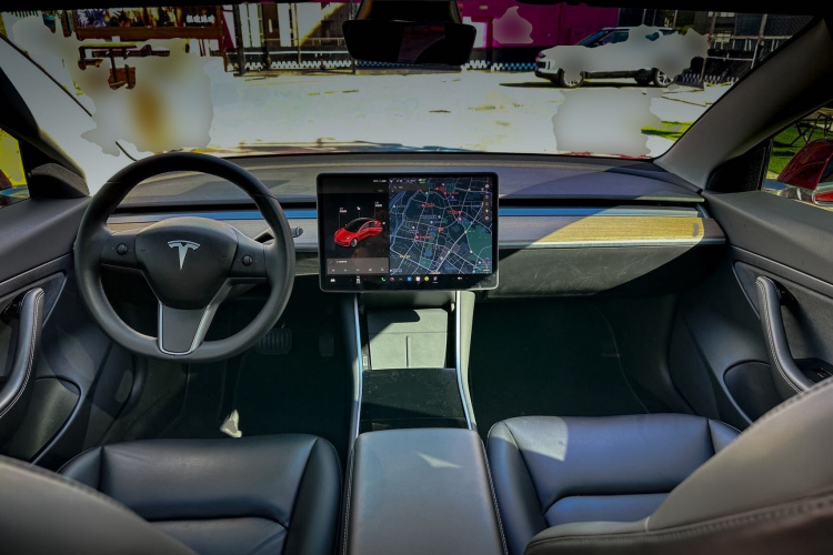 特斯拉 Model 3 2020款 长续航后轮驱动版中控内饰12