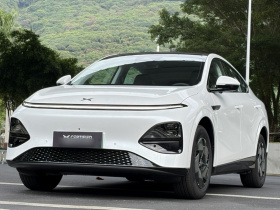 小鹏G6 2025款 625 长续航 Max 科技版