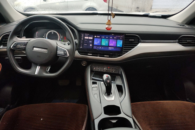 哈弗F7 2021款 2.0T 两驱i动中控内饰12